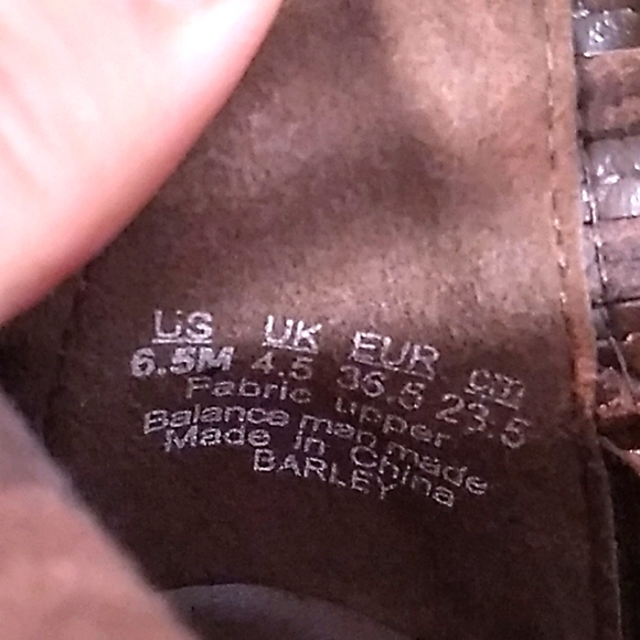 Fergalicious Taupe Wicket Style Chunky Heeled Booties. Size 6.5 - Picture 10 of 10